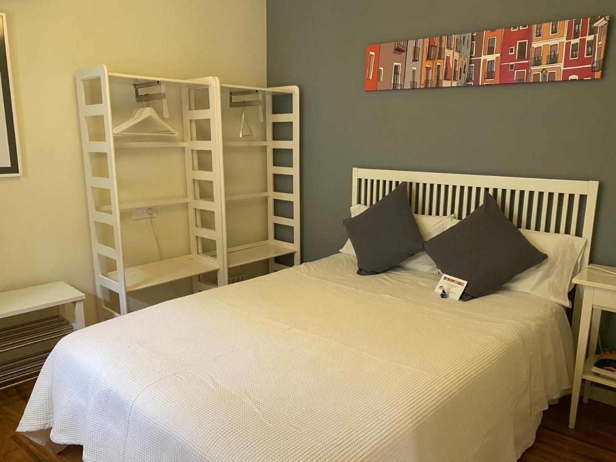 Apartamento La Biblioteca En Cuenca เกว็งกา ภายนอก รูปภาพ
