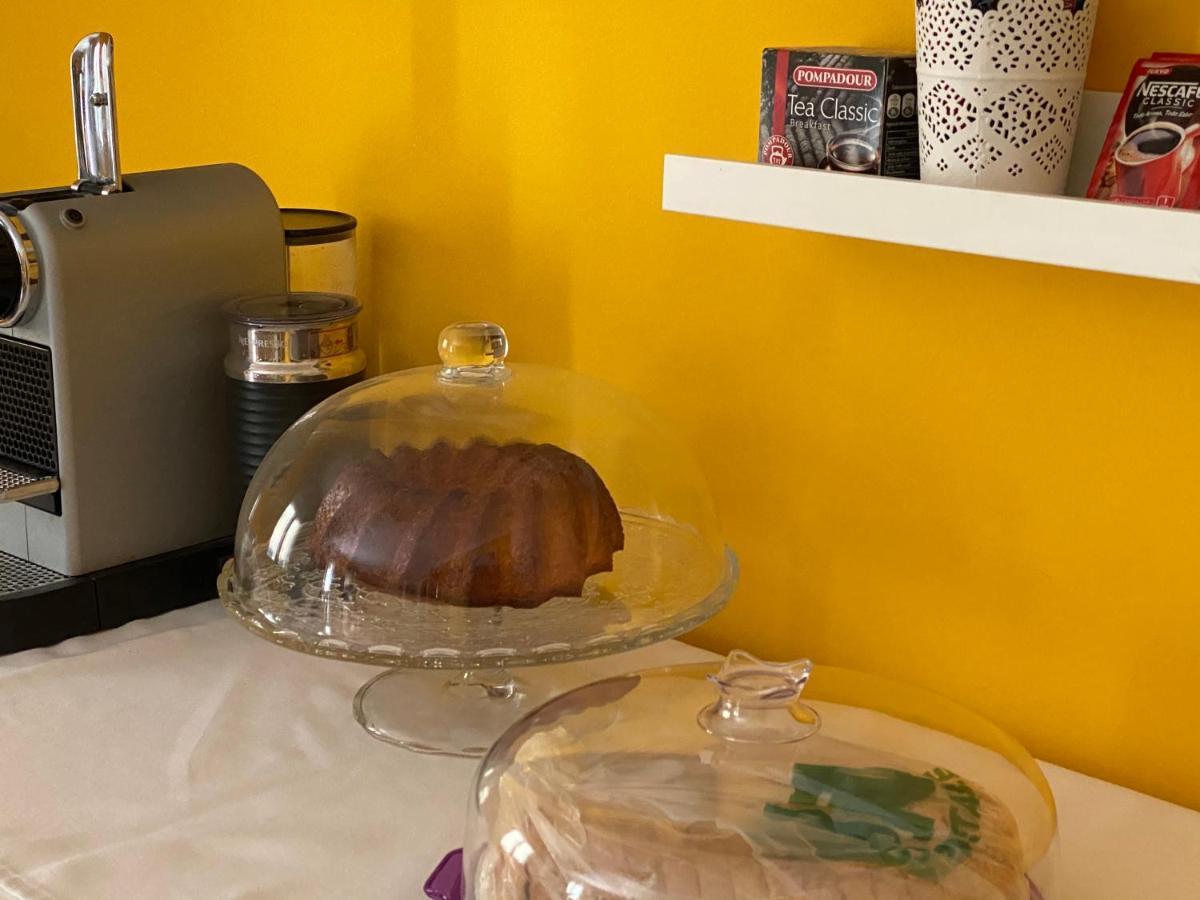 Apartamento La Biblioteca En Cuenca เกว็งกา ภายนอก รูปภาพ