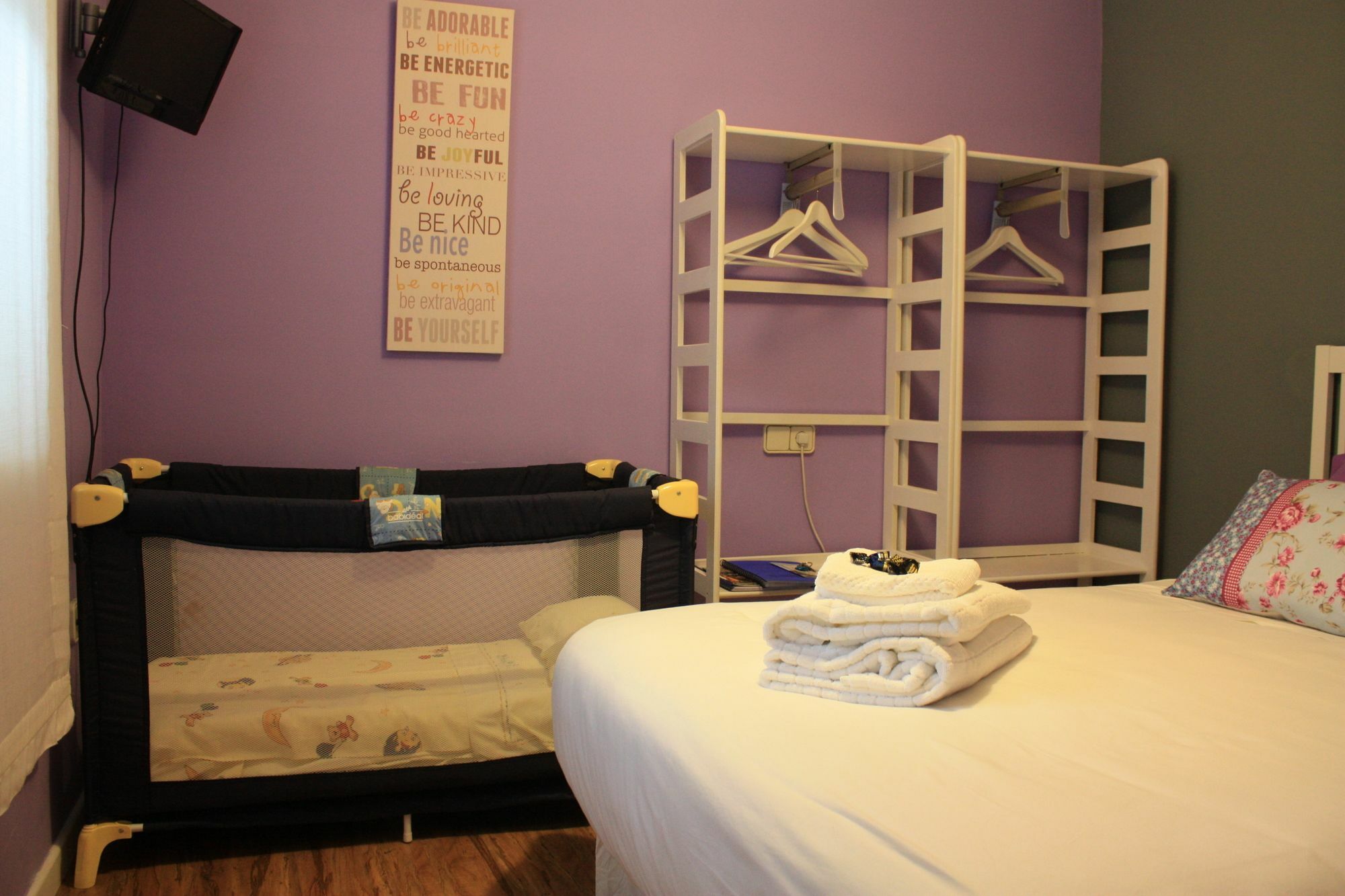 Apartamento La Biblioteca En Cuenca เกว็งกา ภายนอก รูปภาพ