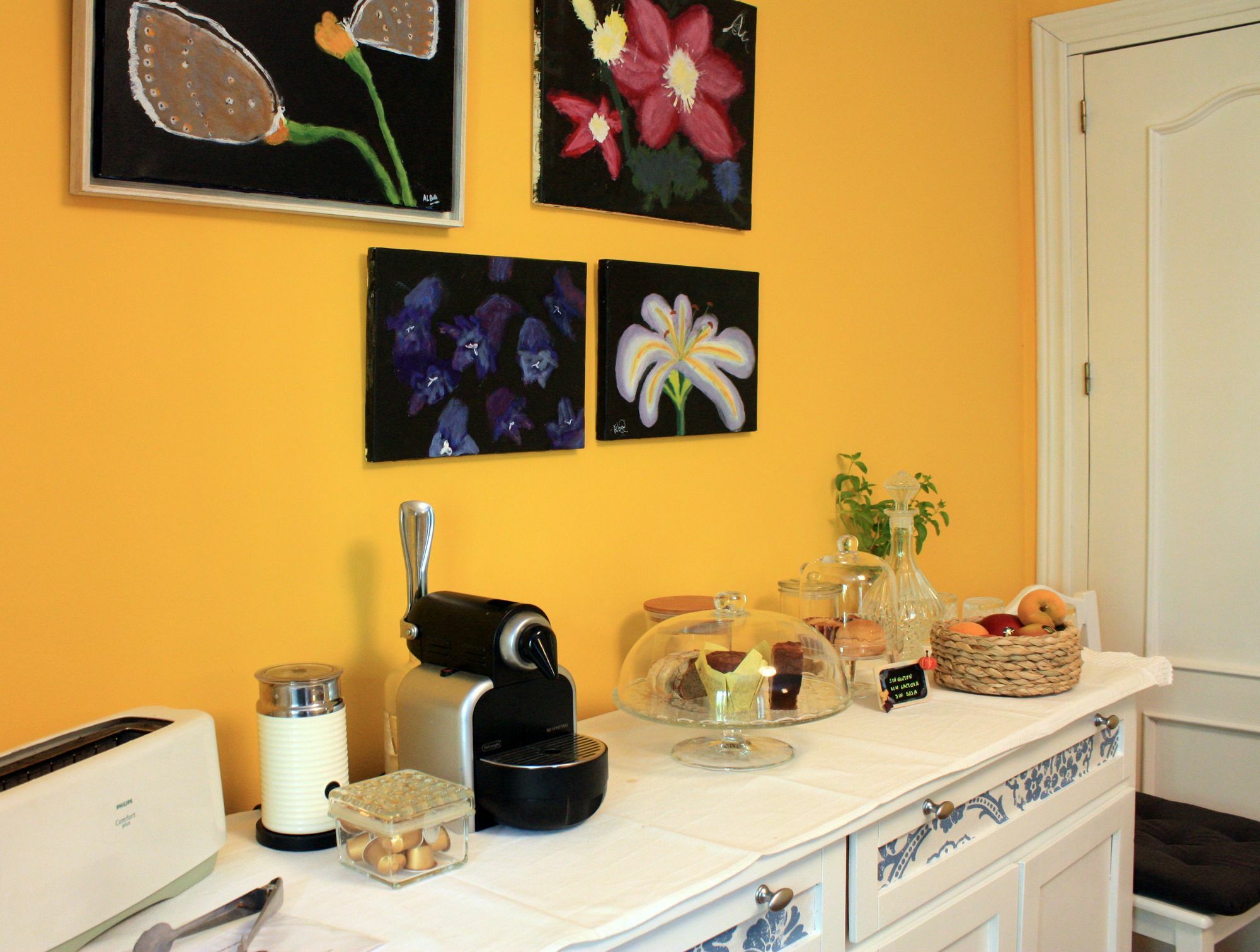 Apartamento La Biblioteca En Cuenca เกว็งกา ภายนอก รูปภาพ